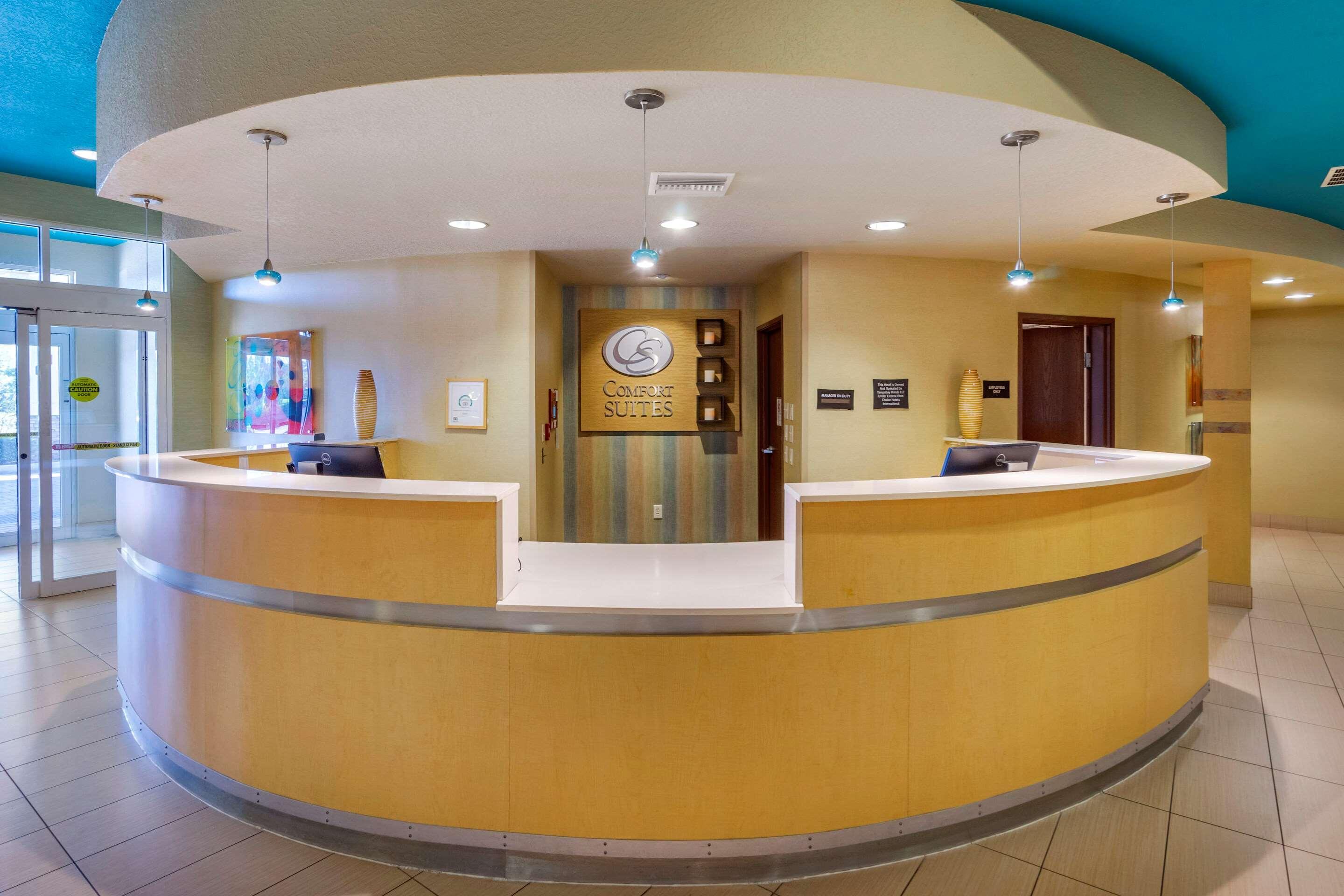 Hampton Inn By Hilton Tampa Fairgrounds Casino Exterior photo